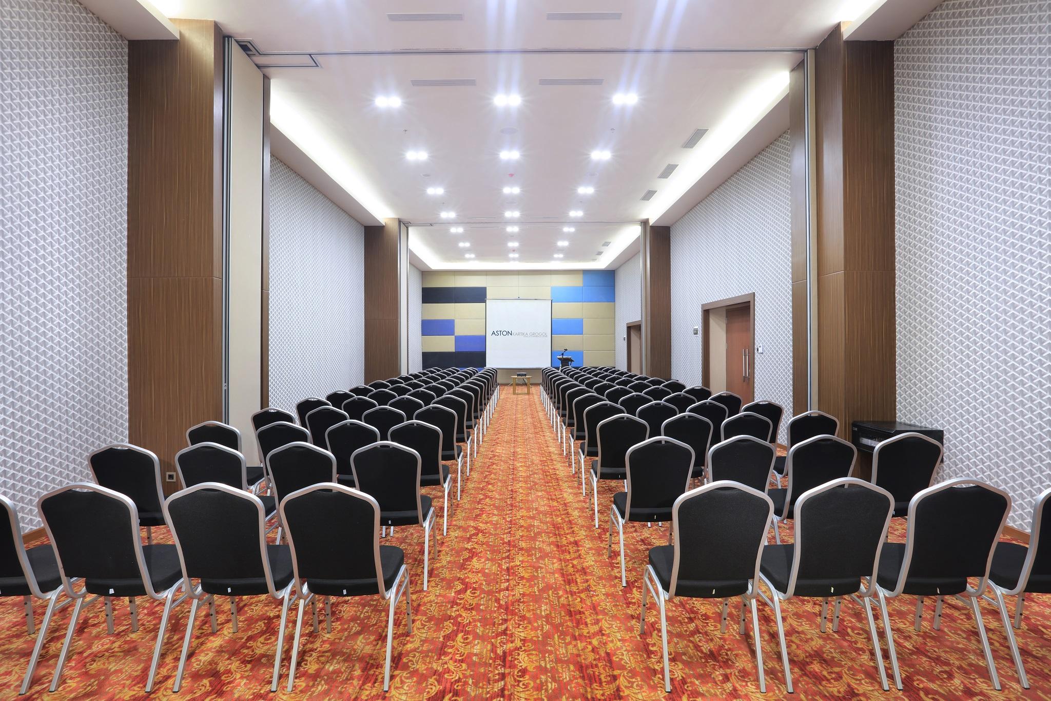 RUANG BALLROOM 
